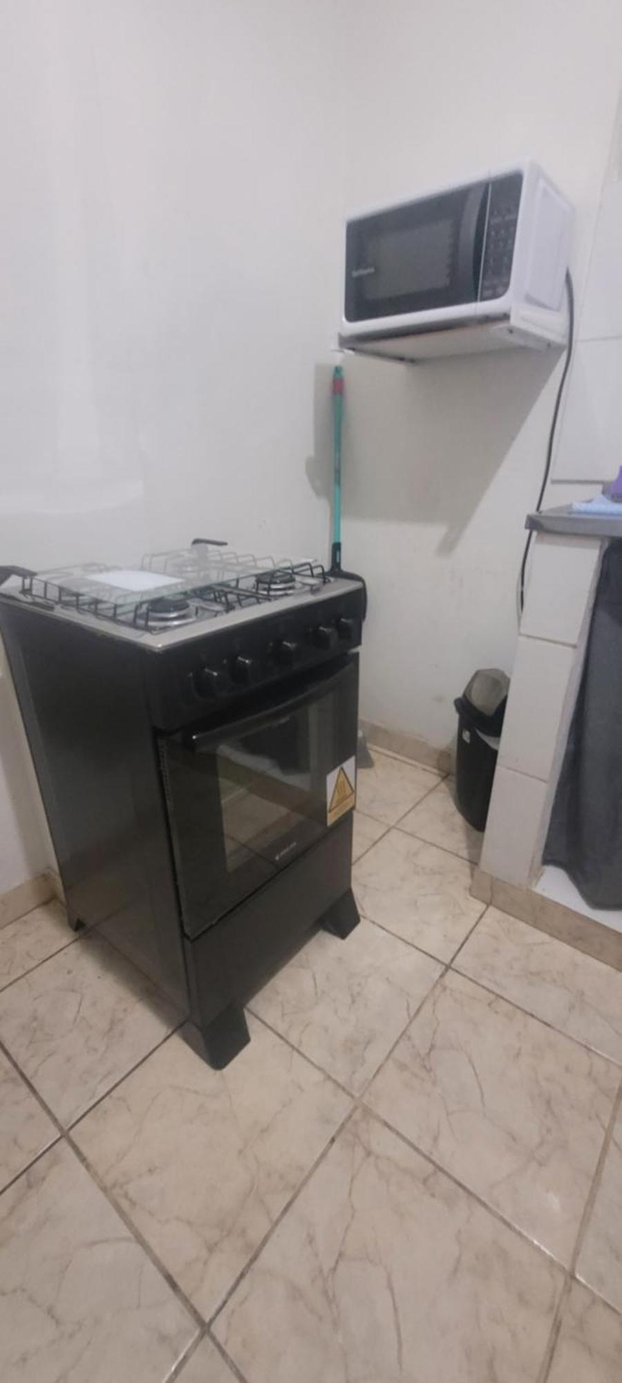 Espacosa Kitnet Em Itapua 10 Min Da Praia.